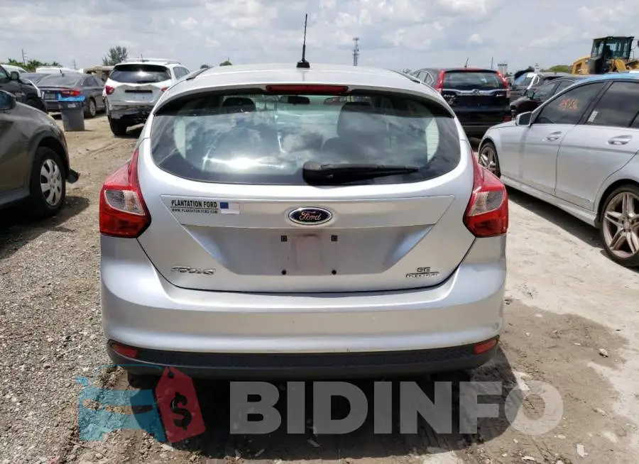 1FADP3K22EL416995 Photo# 6