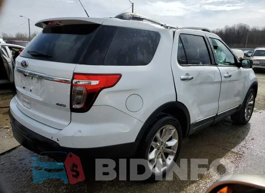 1FM5K8D84EGB19338 Photo# 3