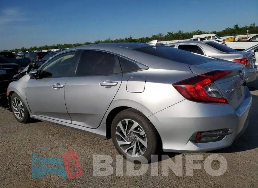 19XFC2F72HE232040 Photo# 2