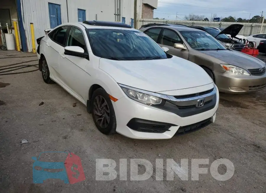 19XFC2F73GE020794 Photo# 4