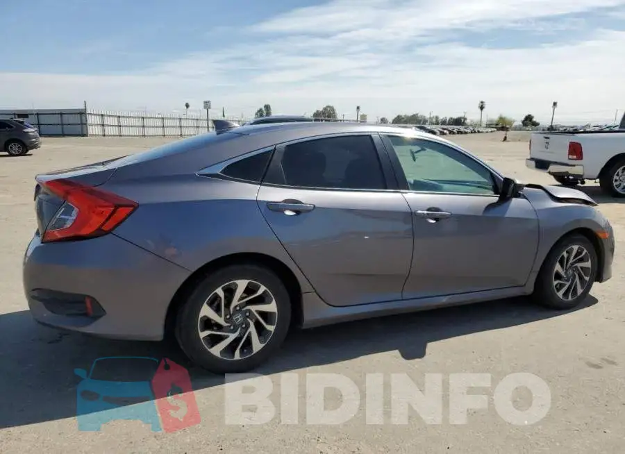 19XFC2F79HE232438 Photo# 3