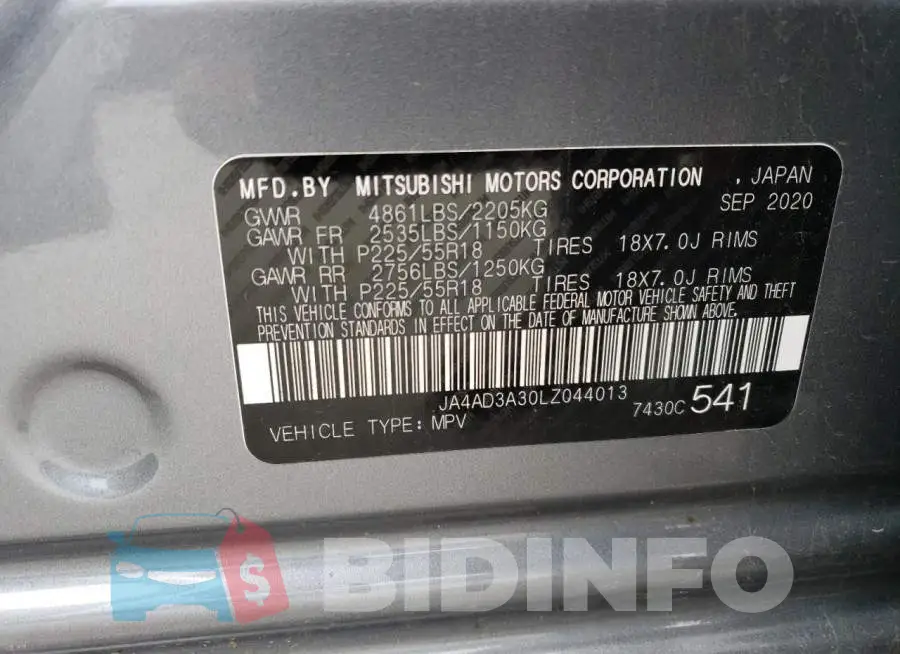 JA4AD3A30LZ044013 Photo# 13