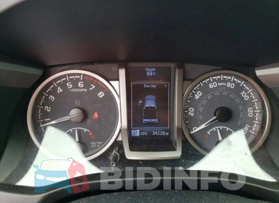 3TYAZ5CN4LT000667 Photo# 9