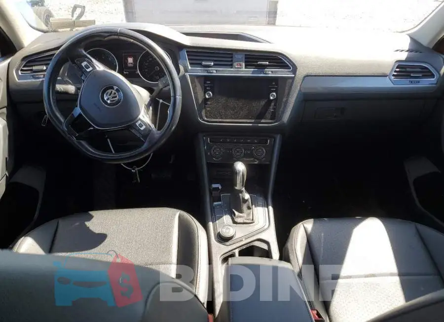3VV2B7AX4KM135751 Photo# 8