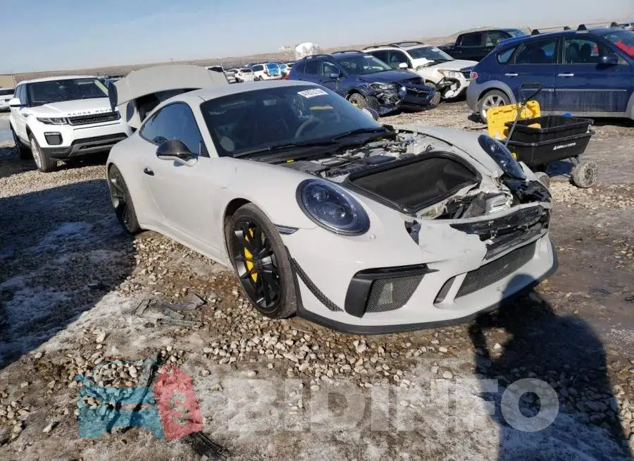 WP0AC2A95JS174074 Photo# 4