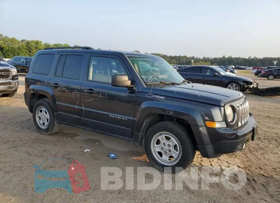 1C4NJPBB1ED758231 Photo# 4