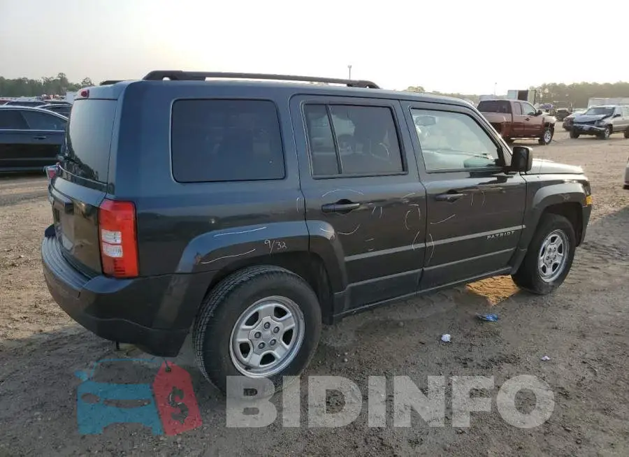 1C4NJPBB1ED758231 Photo# 3
