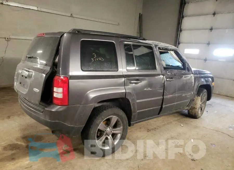 1C4NJRFB1FD439676 Photo# 3