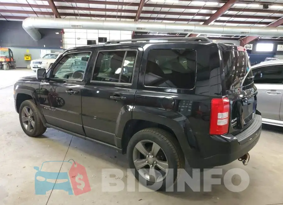 1C4NJRFB2FD272602 Photo# 2
