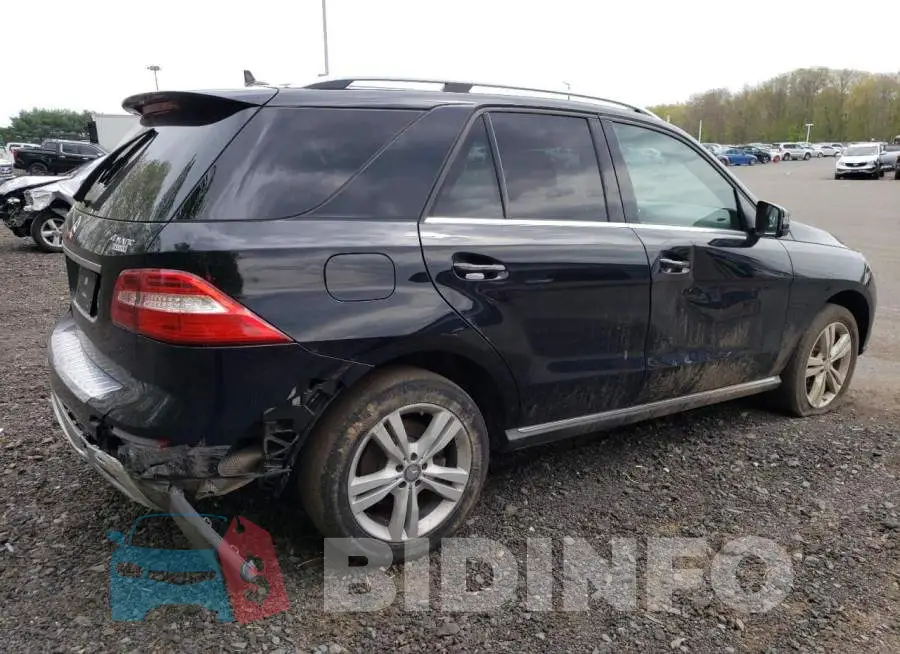 4JGDA5HB9FA582048 Photo# 3