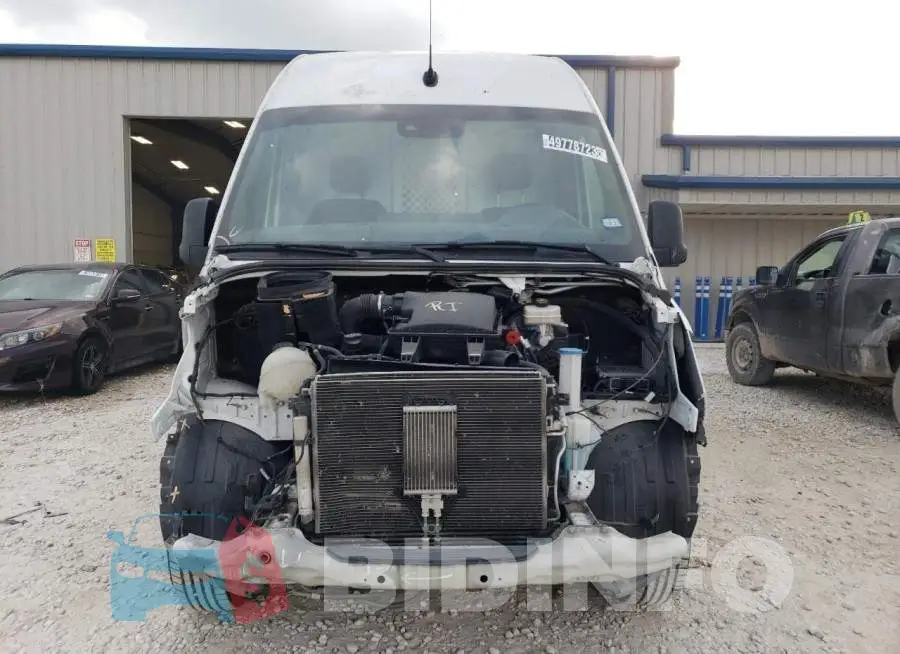 WD4PF1CD0KT000511 Photo# 5