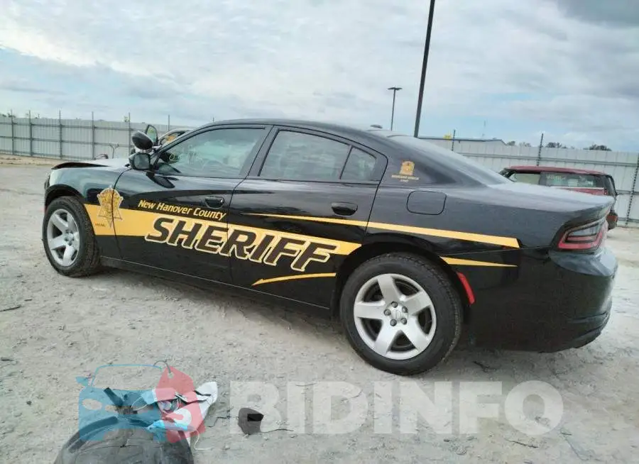 2C3CDXAT8JH152127 Photo# 2