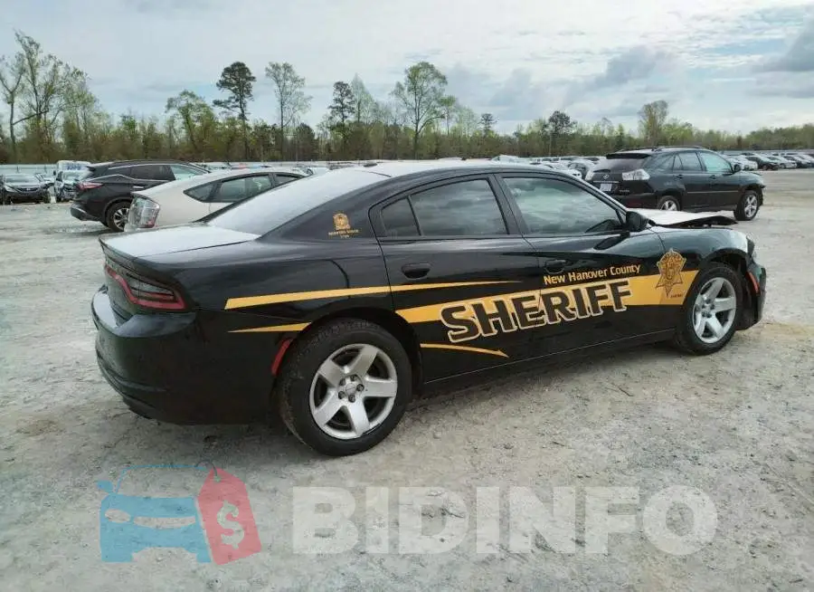 2C3CDXAT8JH152127 Photo# 3