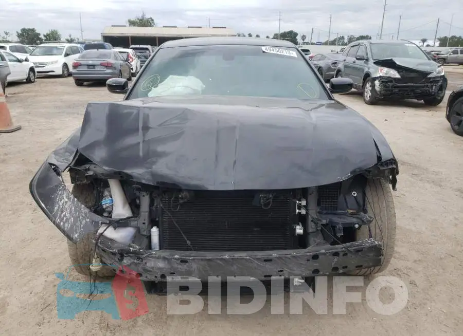 2C3CDXHG2FH832329 Photo# 5