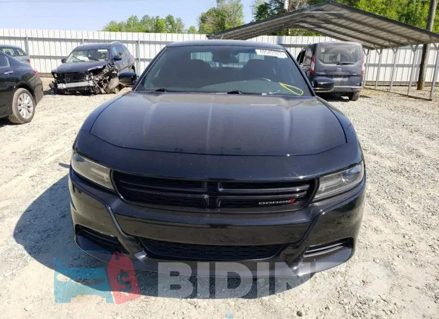 2C3CDXHG9GH186840 Photo# 5