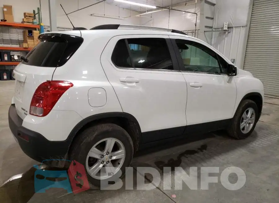 KL7CJRSB3FB125873 Photo# 3