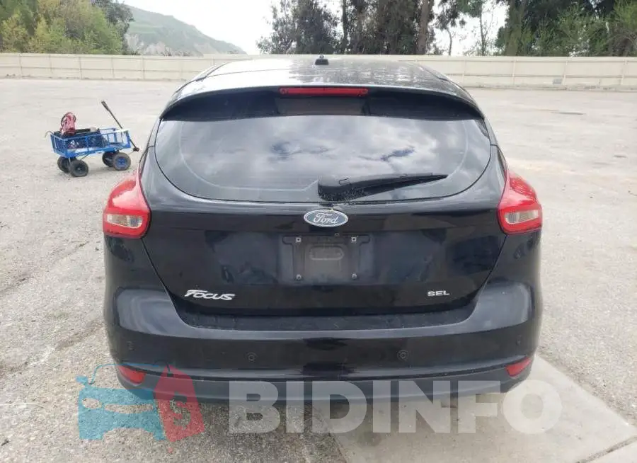 1FADP3M24HL211101 Photo# 6