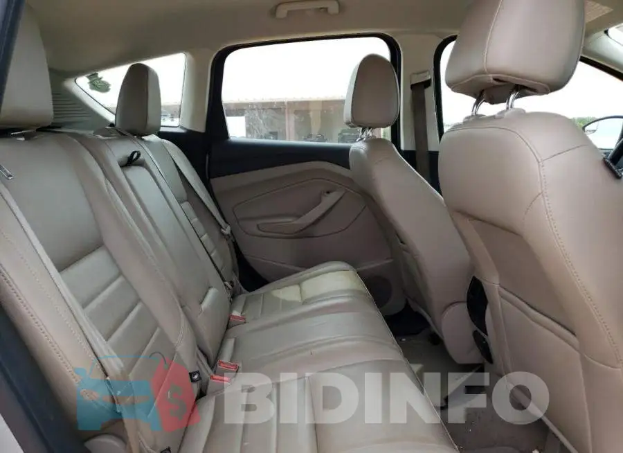 1FADP5BUXEL510037 Photo# 10