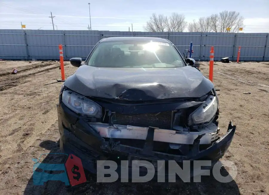 19XFC2F55HE065090 Photo# 5