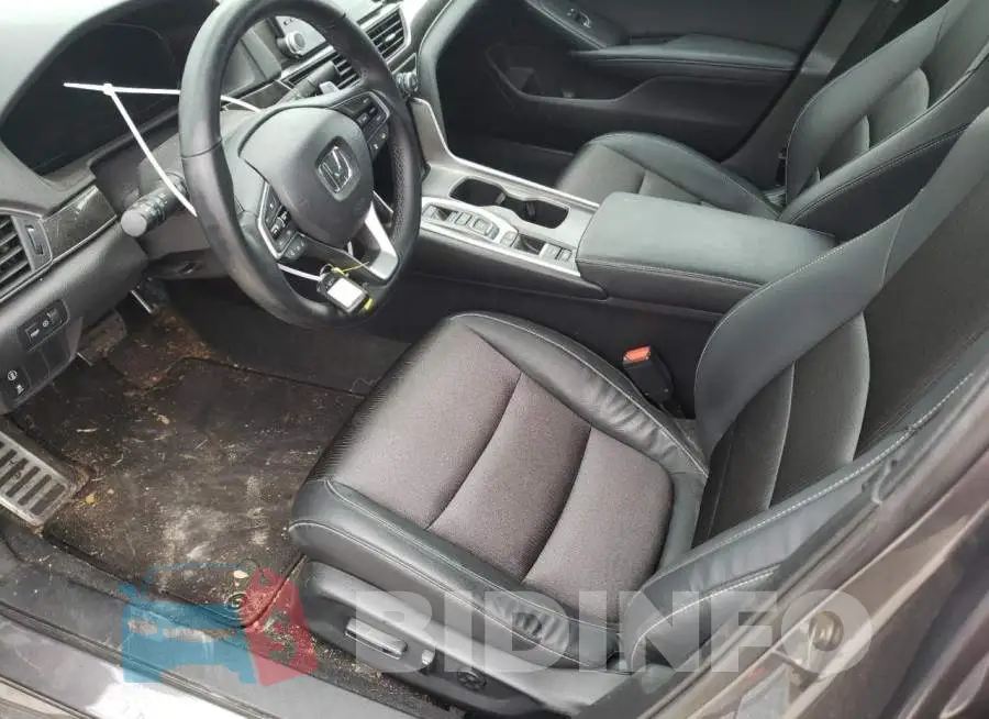 1HGCV2F39JA049402 Photo# 7
