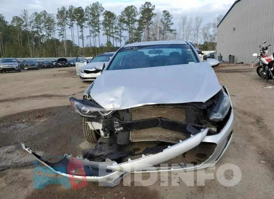 5NPD74LF1HH127147 Photo# 5