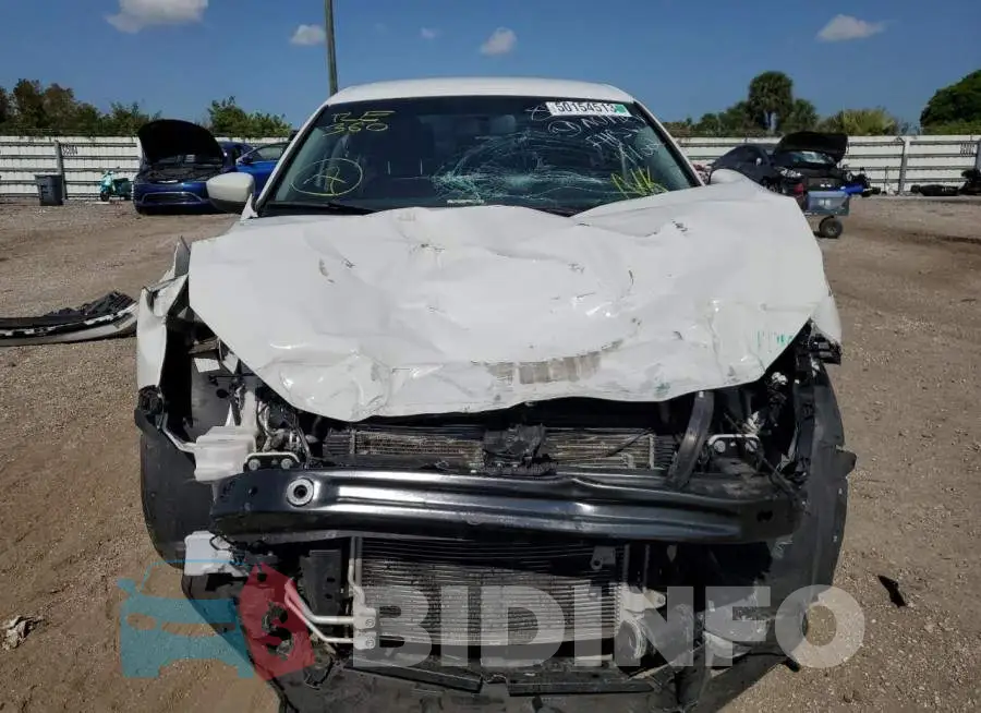 3VW2B7AJ6HM338950 Photo# 5