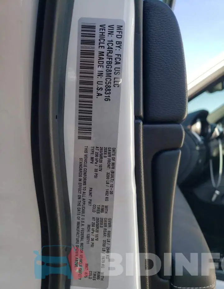 1C4RJFBG8MC588316 Photo# 13