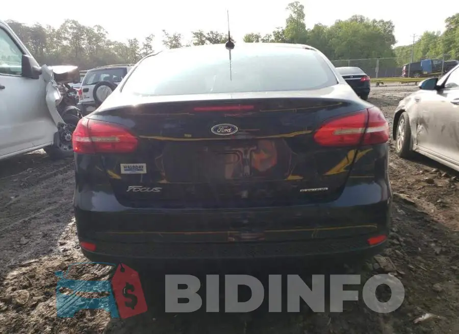 1FADP3E27GL374144 Photo# 6