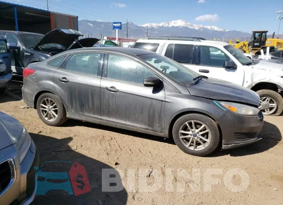 1FADP3F22GL369576 Photo# 4