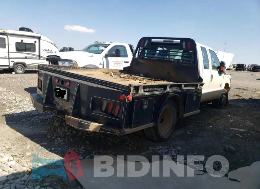 1FD8X3HT3FED49871 Photo# 3