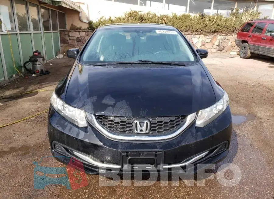 19XFB2F57FE102477 Photo# 5