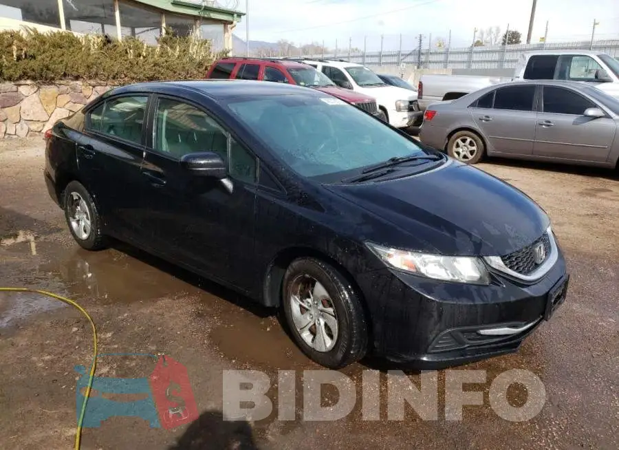 19XFB2F57FE102477 Photo# 4