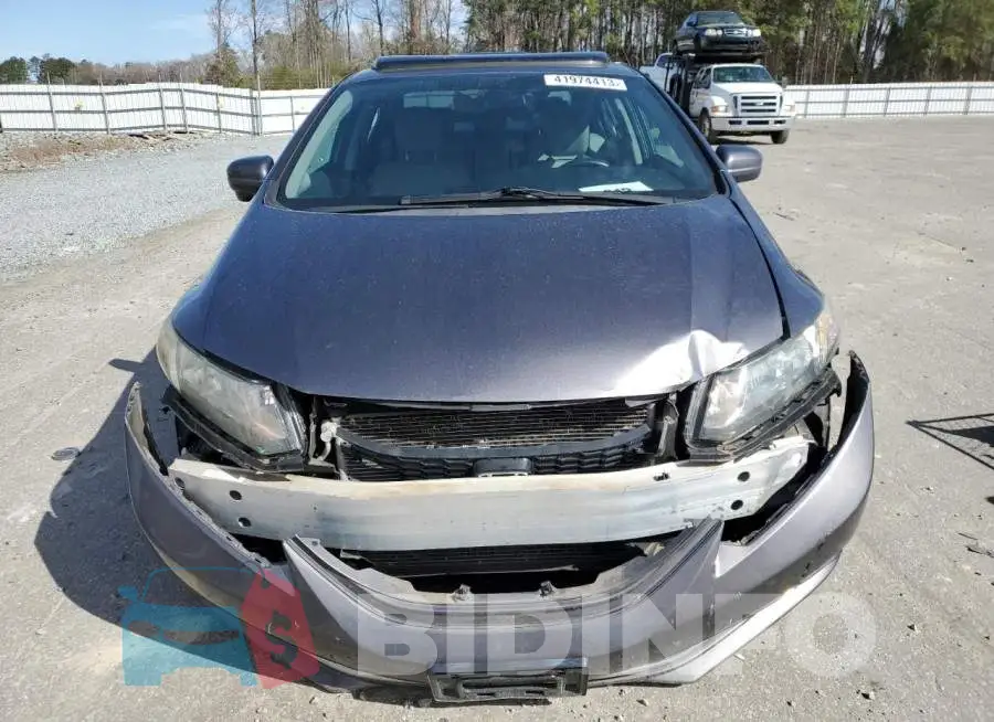 19XFB2F83FE010325 Photo# 5