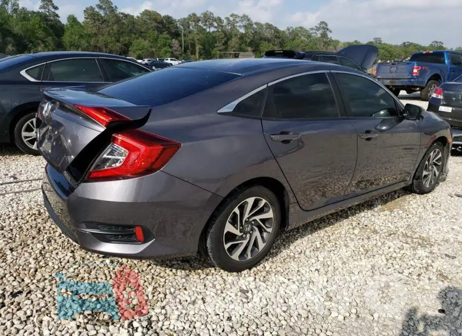 19XFC2F72GE030104 Photo# 3