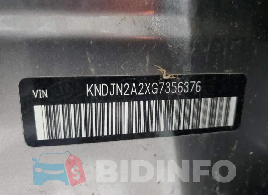 KNDJN2A2XG7356376 Photo# 13