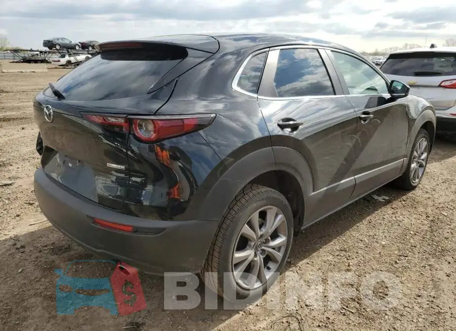 3MVDMABL0MM242159 Photo# 3