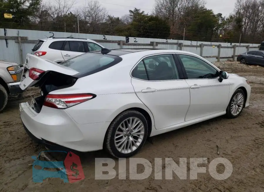 4T1F11AK9LU303588 Photo# 3