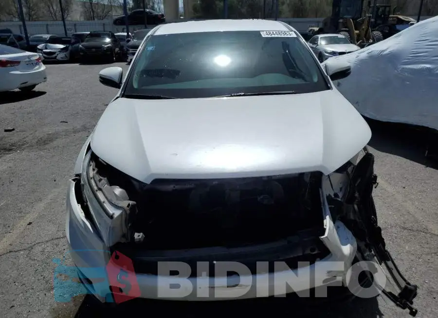 5TDZKRFH4GS158786 Photo# 5