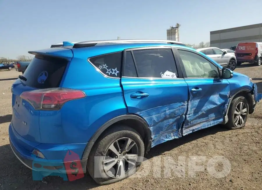 JTMWFREV2JJ163102 Photo# 3