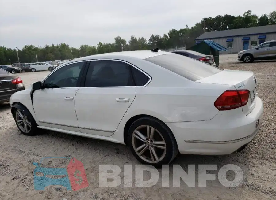 1VWBS7A38FC006704 Photo# 2