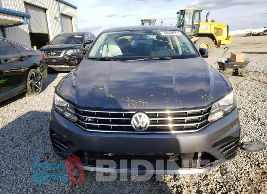 1VWDT7A38HC056477 Photo# 5