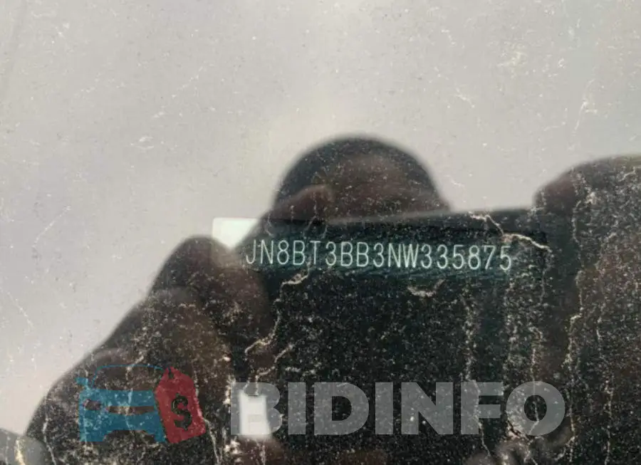 JN8BT3BB3NW335875 Photo# 13