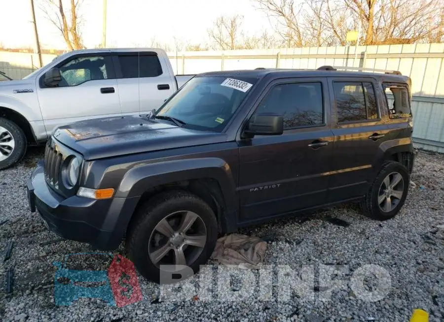 1C4NJRFB0GD696426 Photo# 1