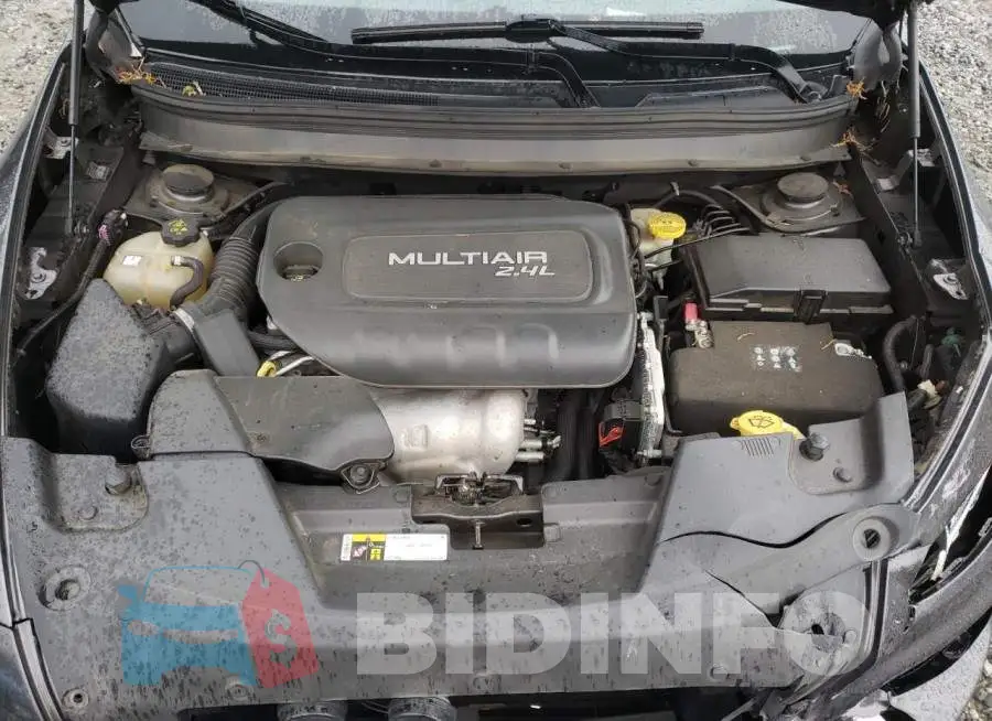 1C4PJLCB3FW683277 Photo# 12