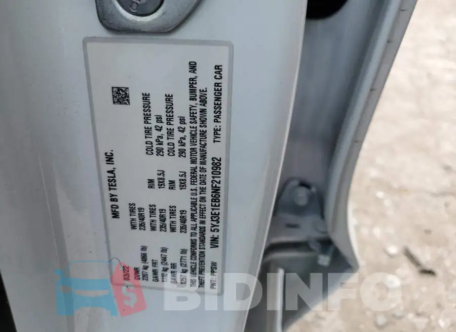 5YJ3E1EB6NF210982 Photo# 12