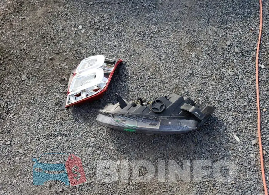 3GNCJPSB4LL271563 Photo# 13