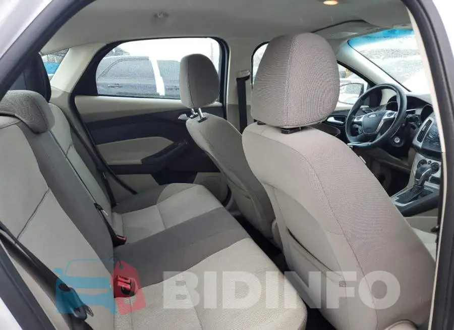 1FADP3F2XEL312099 Photo# 10