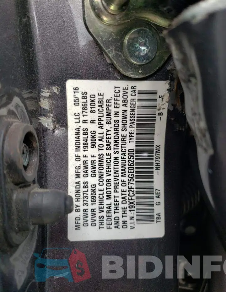 19XFC2F75GE062500 Photo# 12