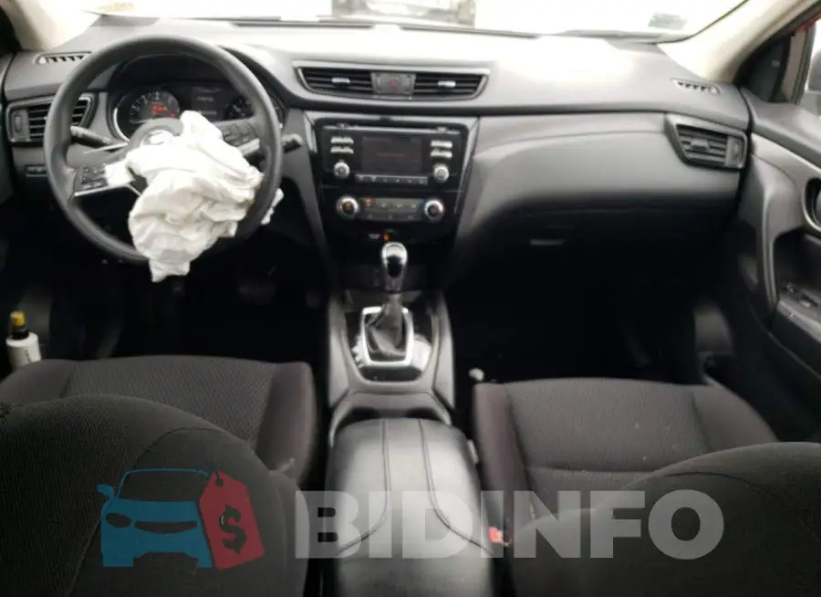 JN1BJ1CP5JW180422 Photo# 8