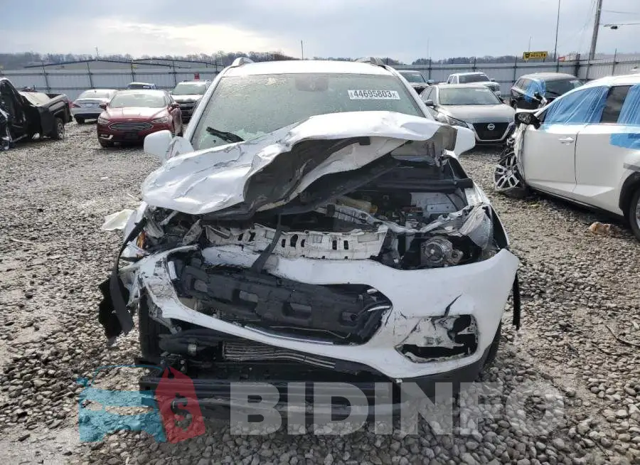 3GNCJLSB0HL176742 Photo# 5
